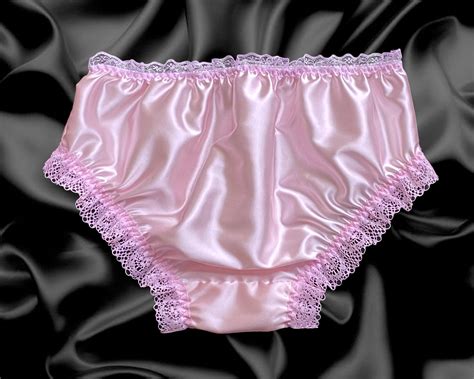 Incontinence plastic pants for adults