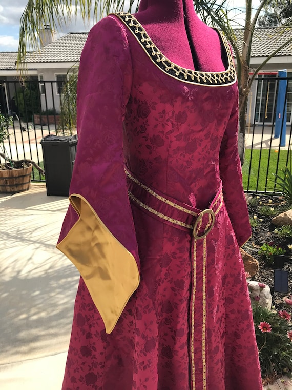 Adult mother gothel costume Porn accounts on insta