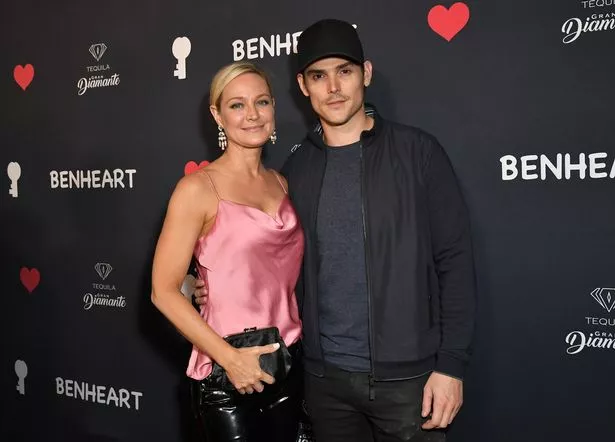 Are mark grossman and sharon case still dating New porn indo