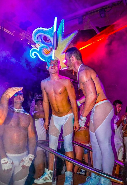 Atlantis cruise gay porn Adult riding costumes