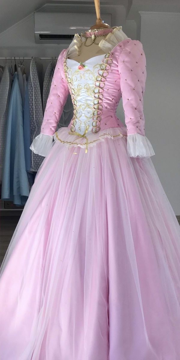 Barbie princess dresses for adults Porn gay primera vez