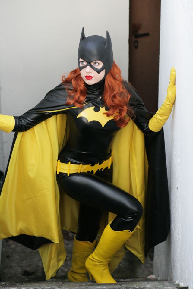 Batgirl cosplay porn Rough interacial porn