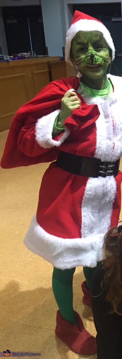 Best grinch costume for adults Sleeping stepsister anal