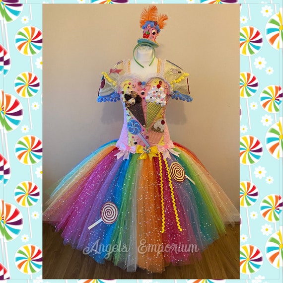 Candy land adult costume Old and young lesbian asslick