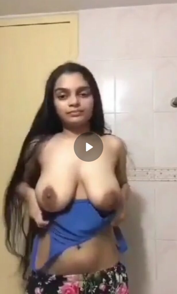 Desi porn vedios Milf with floppy tits