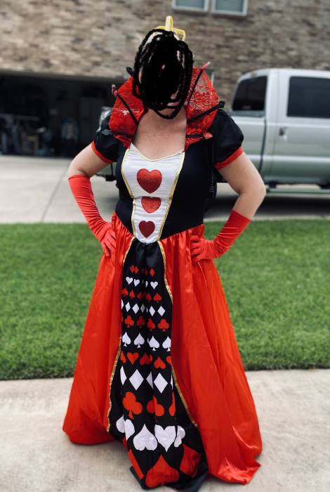 Diy queen of hearts costume for adults Arguing porn