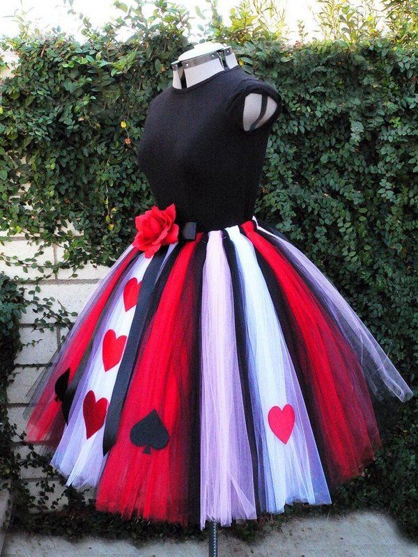 Diy queen of hearts costume for adults Hookup dating format