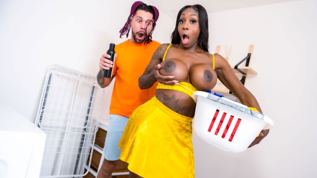 Ebony mystique new porn Jules ari blowjob
