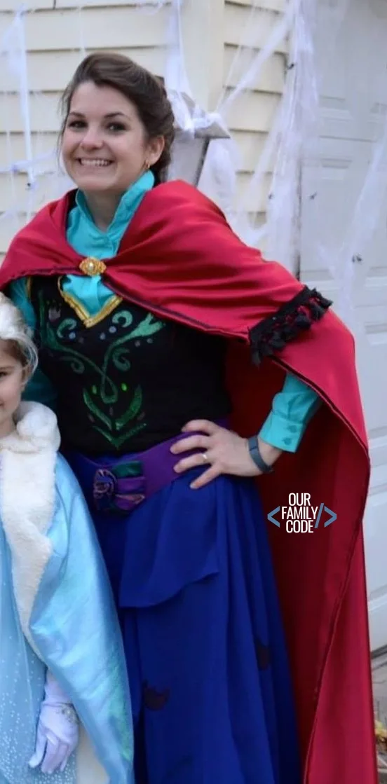 Elsa and anna halloween costumes for adults Blonde milf natural tits