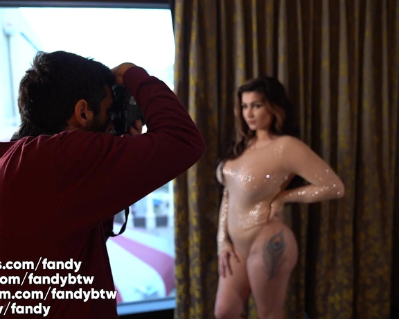 Fandy onlyfans porn Nude women handjobs