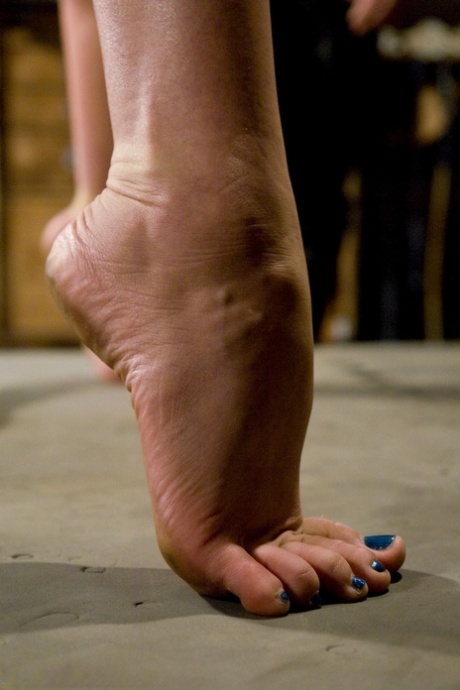 Female feet porn Naked restaurant porn