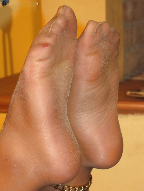 Female feet porn Suprise fisting