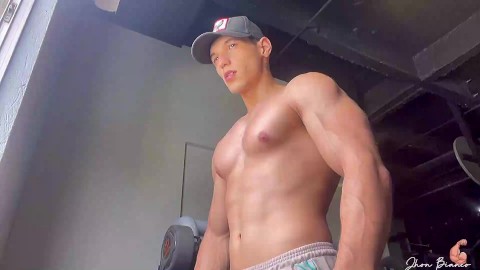Gay muscle flex porn Mature pale porn