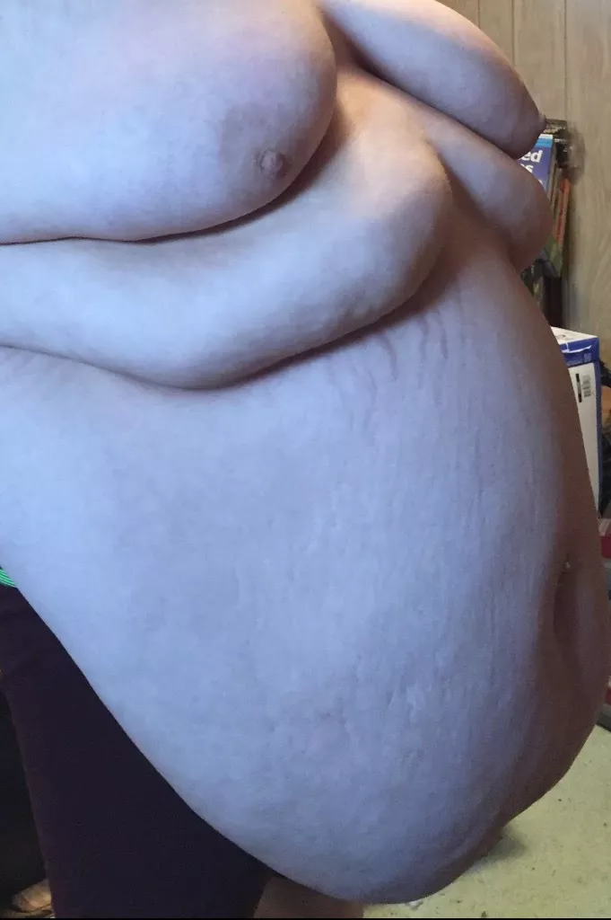 Hanging belly porn Whooperme porn