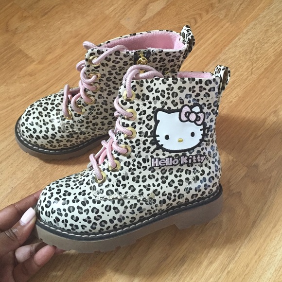 Hello kitty boots for adults Kenzunhinged porn