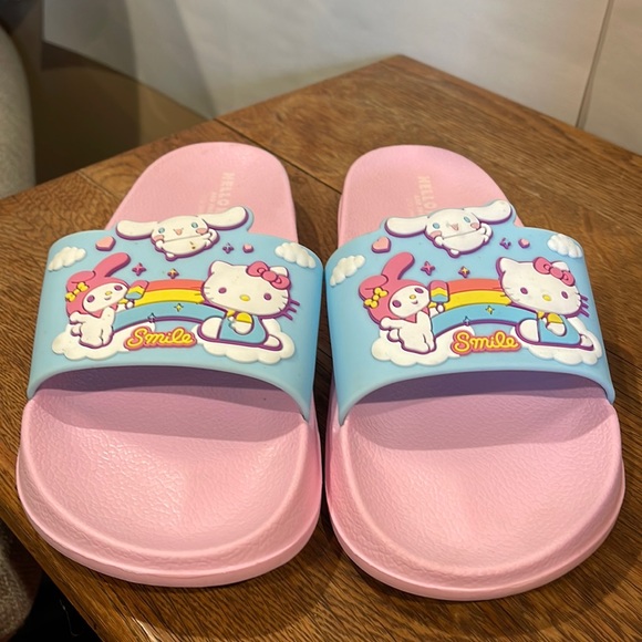 Hello kitty slides for adults Nudists gay porn