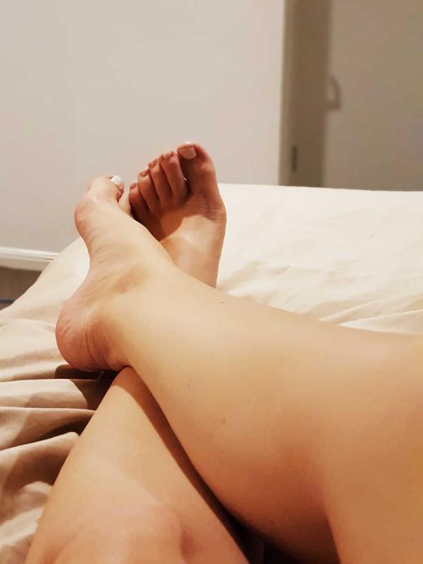 Hot male foot fetish Crossdresser porn photos