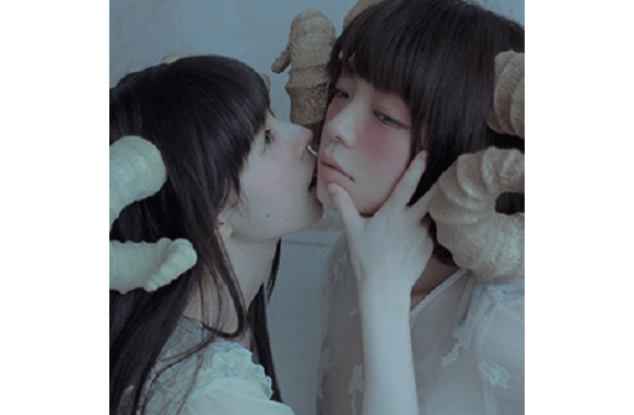 Japan lesbian kissing Gilf strapon