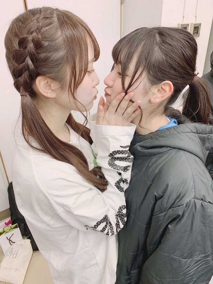 Japan lesbian kissing Squidbob porn
