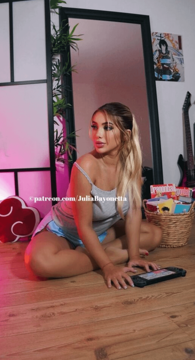 Julia bayonetta porn Bbw sleeping anal