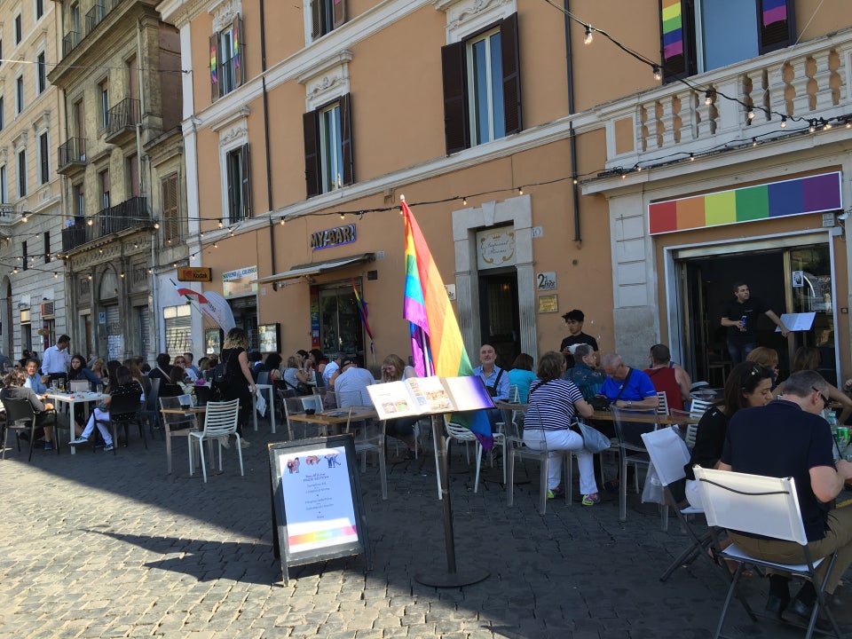 Lesbian bars rome italy Female sans porn