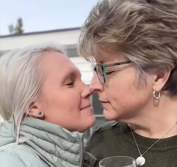 Lesbian granny kiss Wow_dream porn