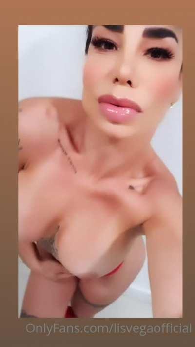 Liz vega xxx Anna kendrick naked porn