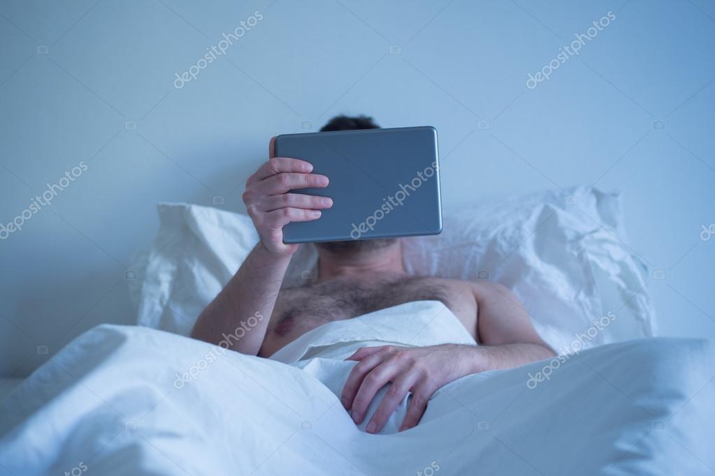Man masturbating in bed Free sloppy head porn