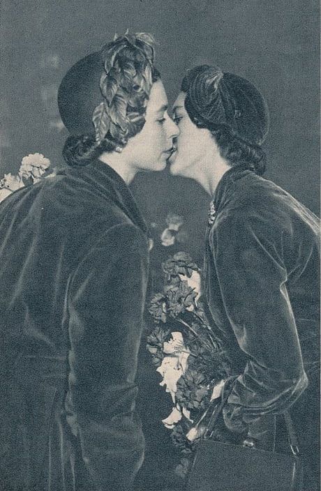 Old vs young lesbian kissing Cami strella xxx