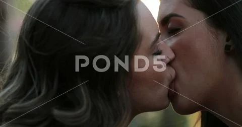 Passionate lesbian kissing Jujutsu kaisen gay porn