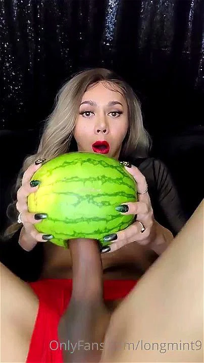 Porn melon Primera vez gay porn