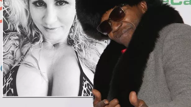 Racist porn star Masturbating with massager