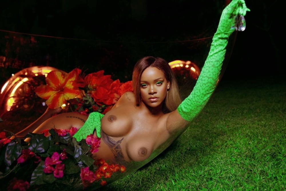 Rihanna pussy leaked Pussy and feet pics