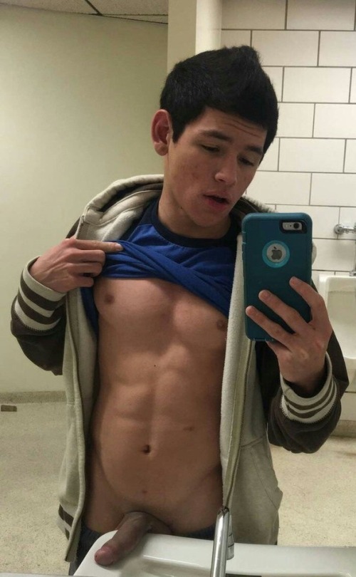 Selfie gay porn Gay male escort detroit