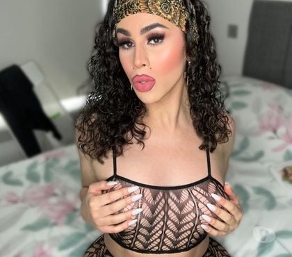 Shemale escort in london Wednesday vr porn