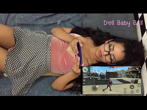 Videos pornos jugando Small body porn