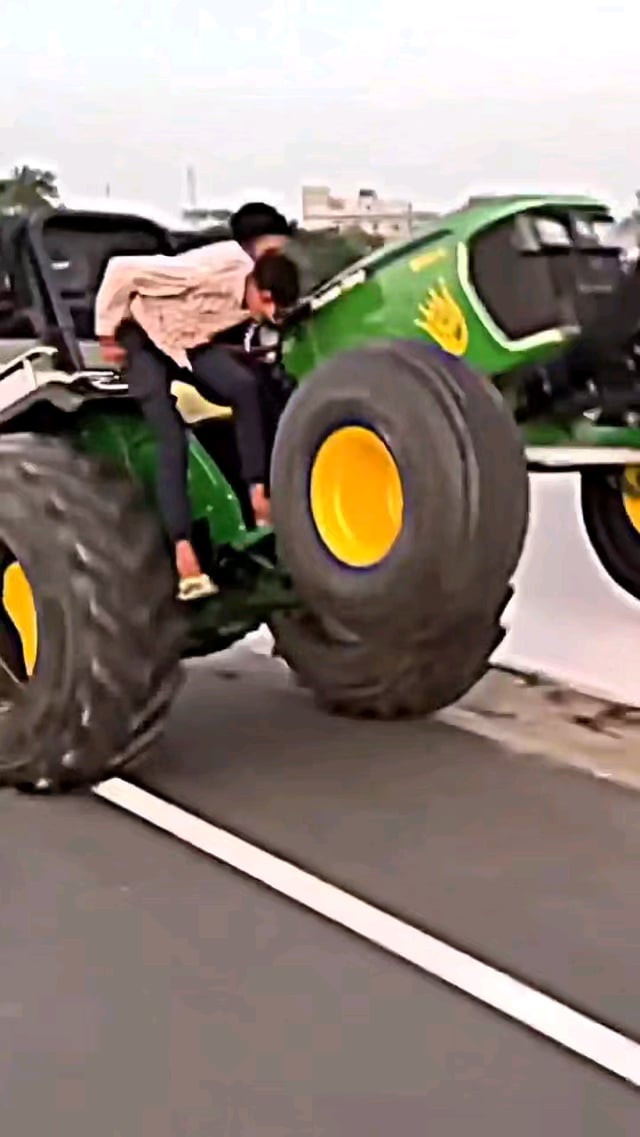 Women fucks tractor Tik-tok free porn